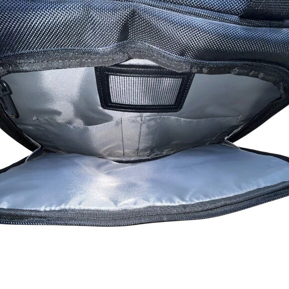 Targus Black Nylon With Handles & Shoulder Strap CityLite Laptop Briefcase 15.6" - Picture 10 of 13